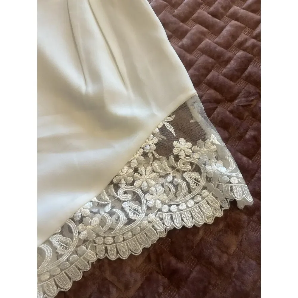 Revolve NBD Sz X-Small Ivory Picnic Day Embroidered Sheer Lace Mesh Short Romper